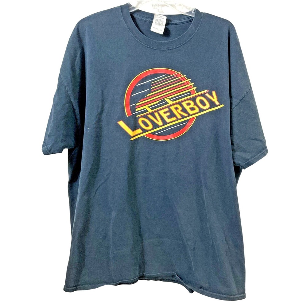 Loverboy Band T Shirt Mens 2XL Graphic Rock Tee Distressed Flawed